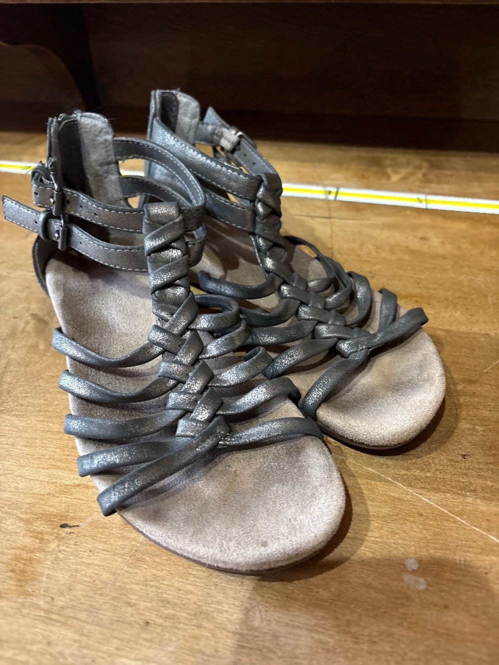 Ruff Hewn Sandal 7.5 weaved bronze, metallic